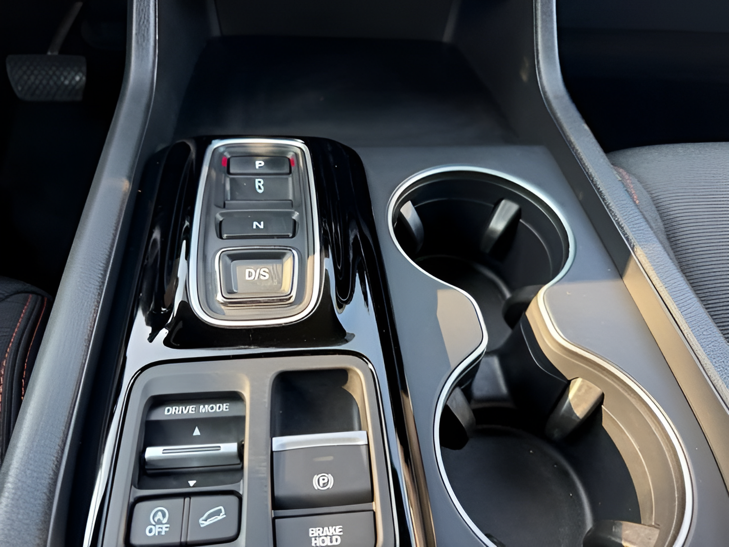 Certified 2025 Honda Pilot Sport image 19