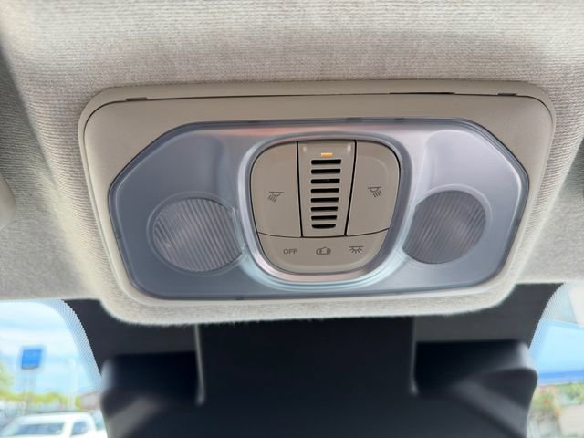 Used 2025 RAM ProMaster 2500 w/ Convenience Group FWD image 24