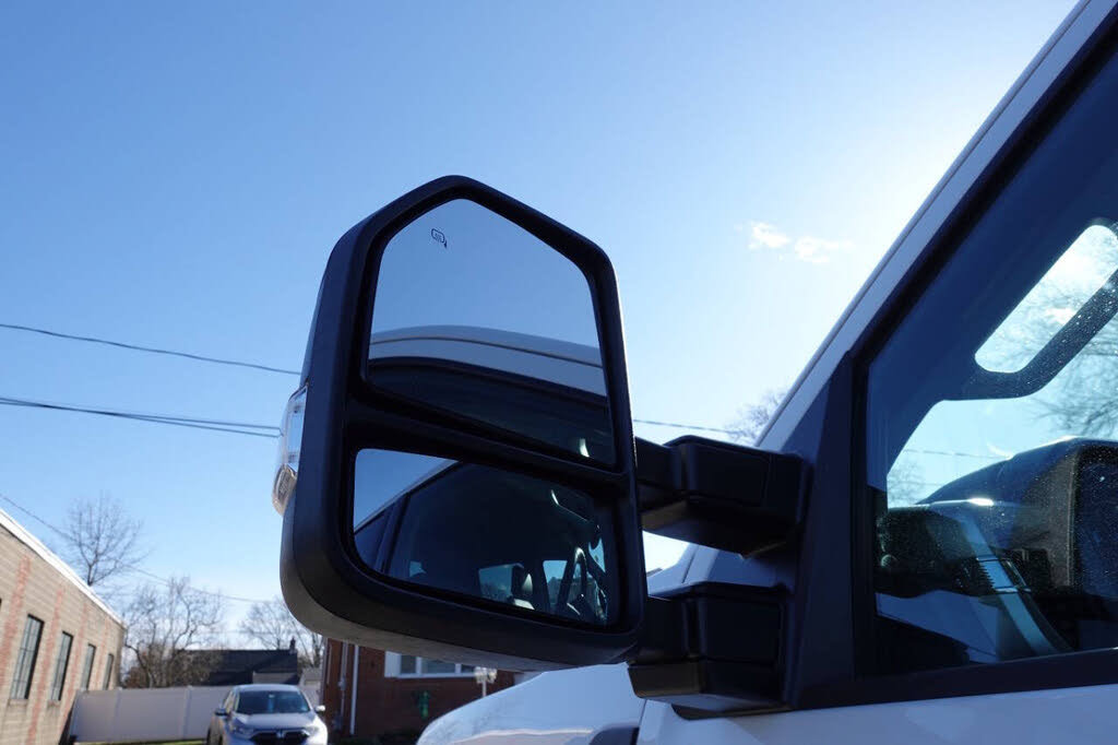 Used 2023 Ford F250 XLT AWD/4WD image 11