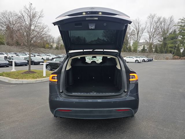 Used 2018 Tesla Model X 75D image 9