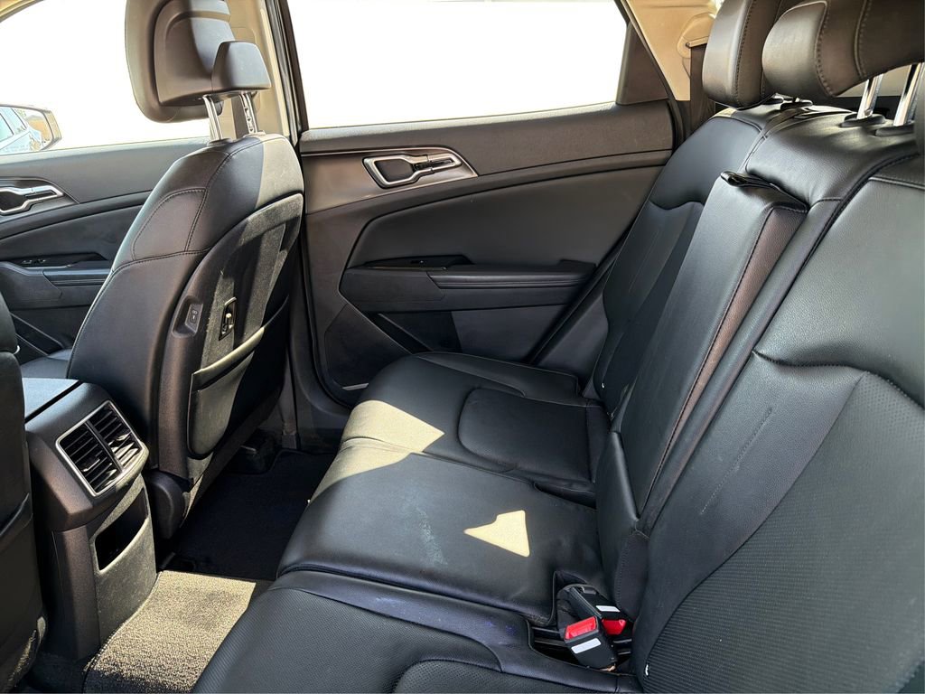 Used 2023 Kia Sportage EX image 11
