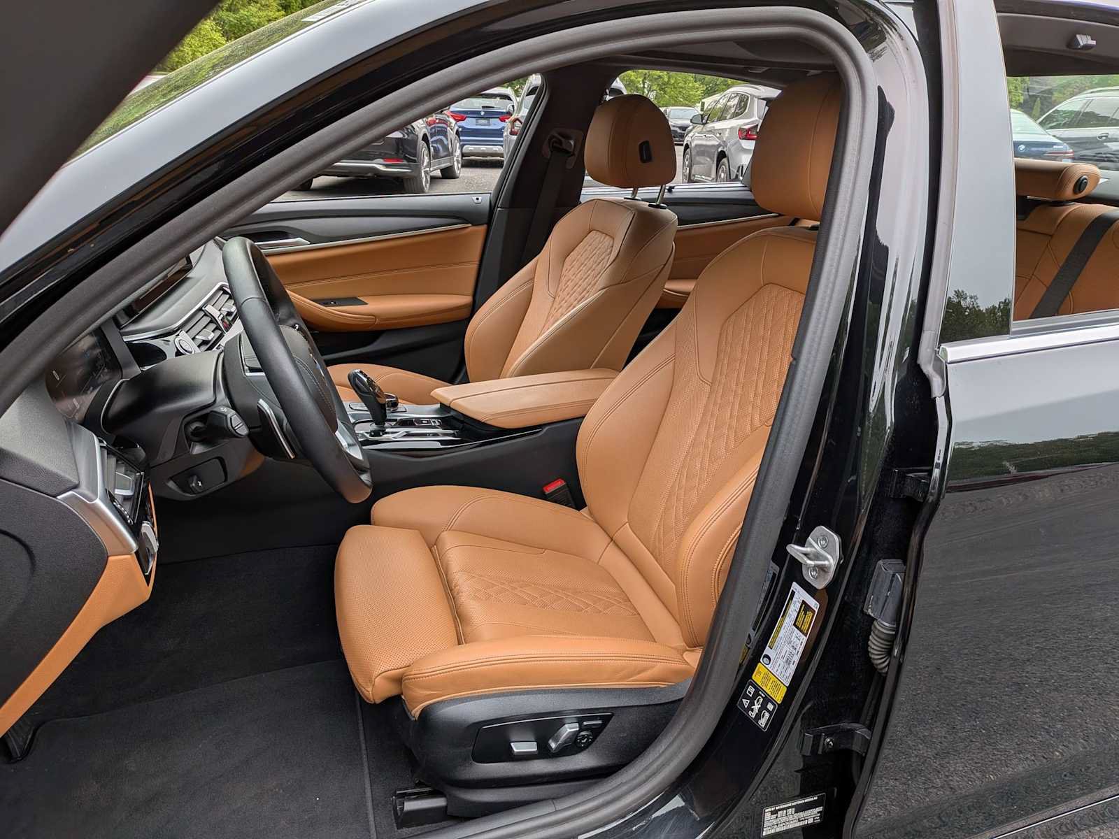 Used 2023 BMW 540i xDrive w/ Executive Package AWD/4WD image 8