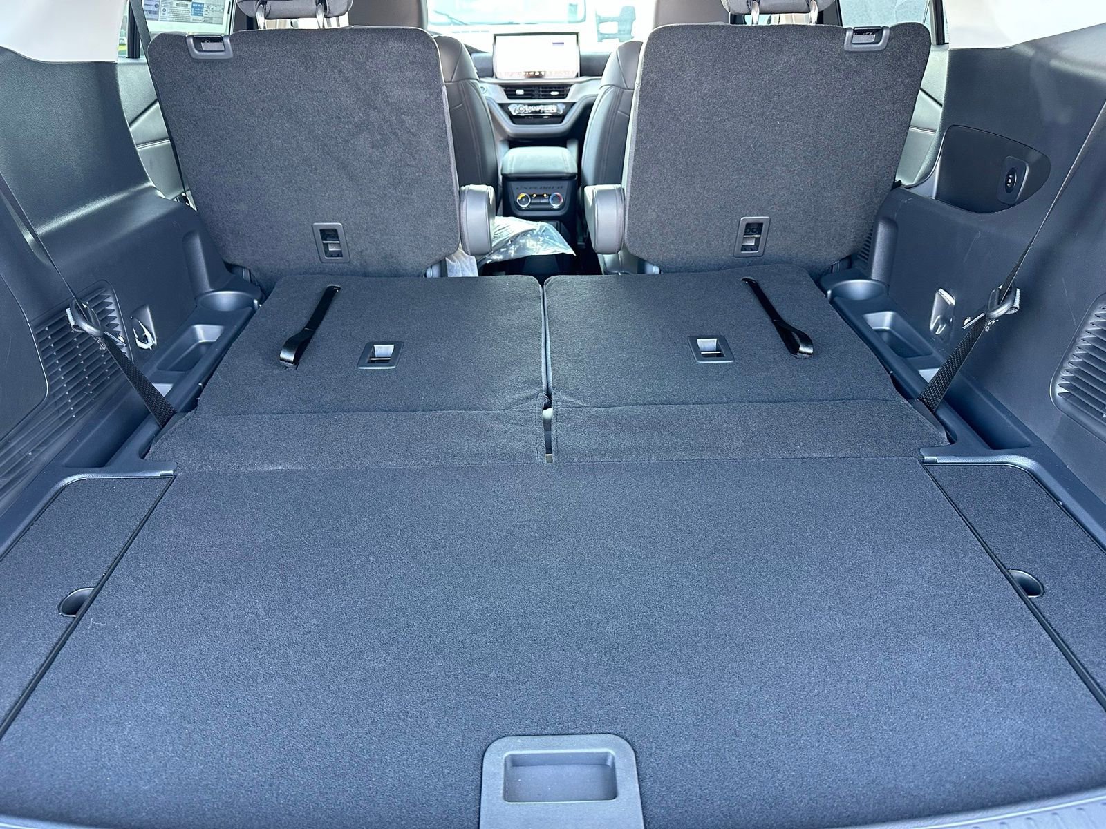 New 2025 Ford Explorer Active w/ Active Comfort Package image 30