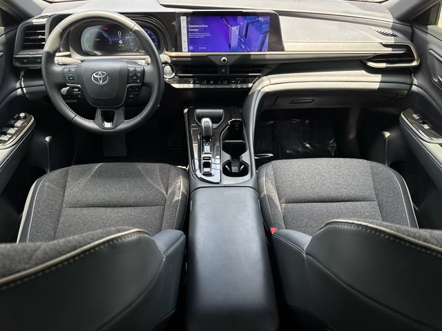 Used 2024 Toyota Crown AWD/4WD image 10