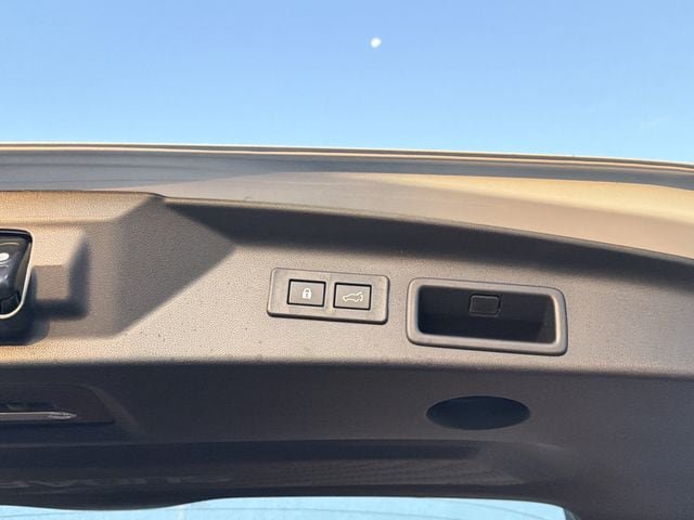 Certified 2026 Subaru Forester Premium AWD/4WD image 15