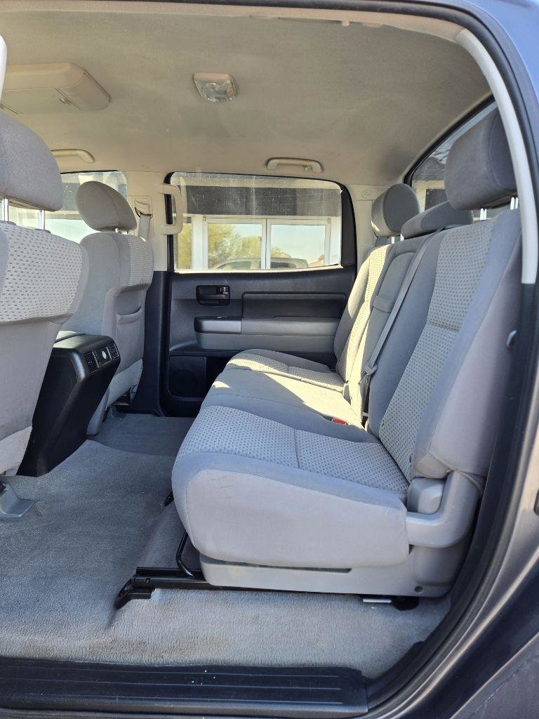 Used 2010 Toyota Tundra CREWMAX SR5 image 11