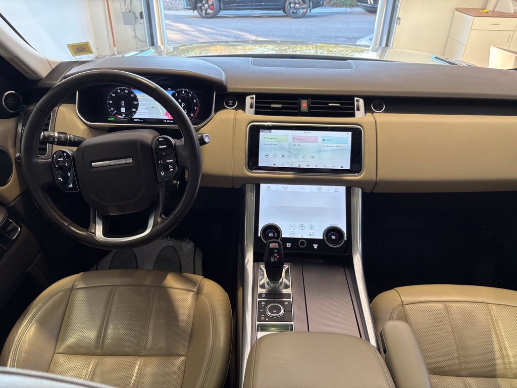 Used 2020 Land Rover Range Rover Sport HSE AWD/4WD image 32