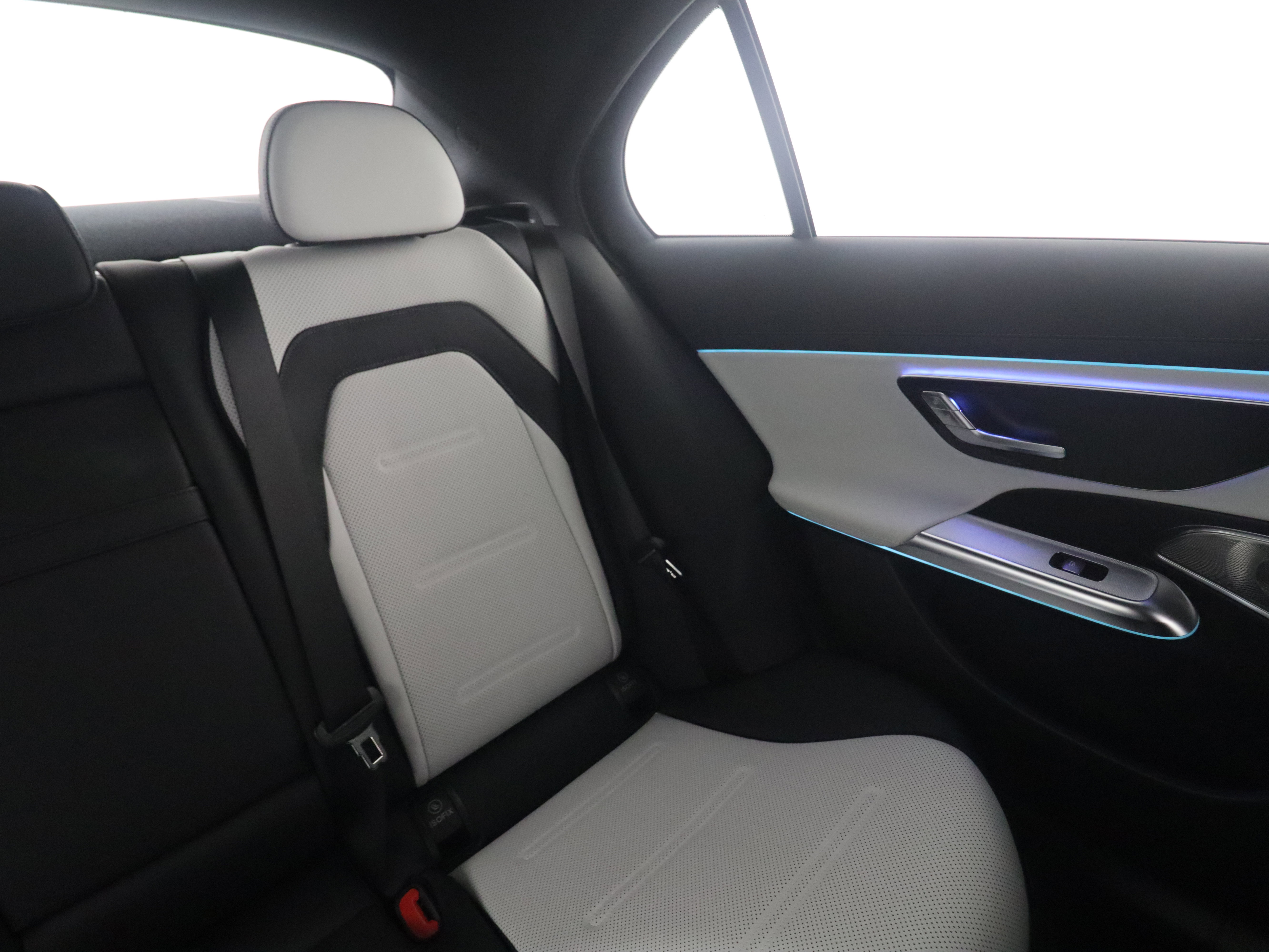 New 2026 Mercedes-Benz E 53 AMG e 4MATIC Sedan image 15