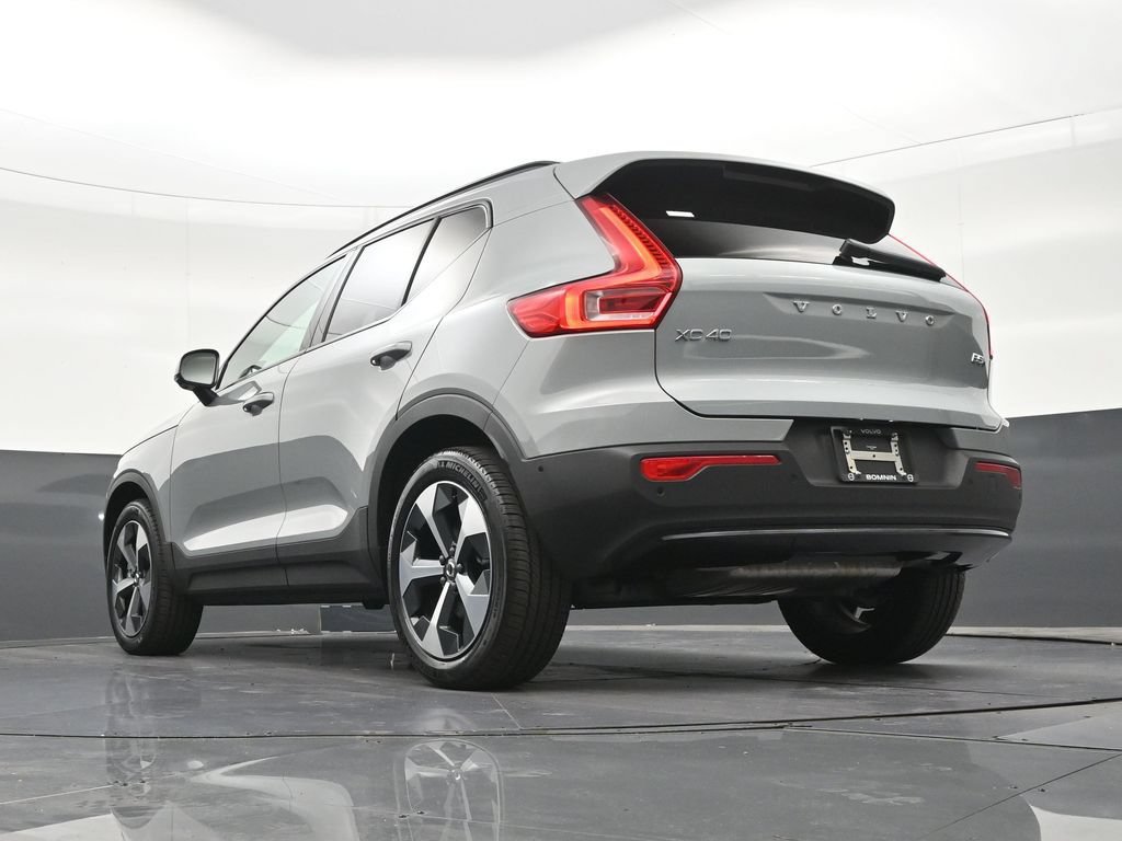 New 2026 Volvo XC40 B5 Plus w/ Protection Package Premier AWD/4WD image 23