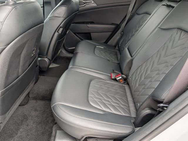 Used 2023 Kia Sportage X-Line w/ X-Line Premium Package AWD/4WD image 31