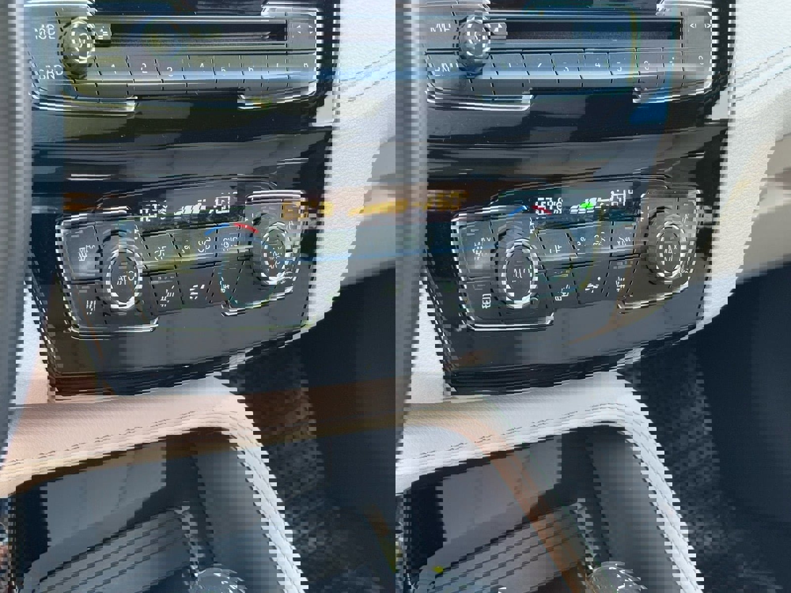 Used 2018 BMW X2 sDrive28i w/ M SportX Package image 24