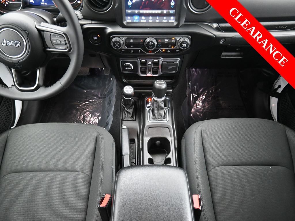 Used 2023 Jeep Gladiator Sport image 31