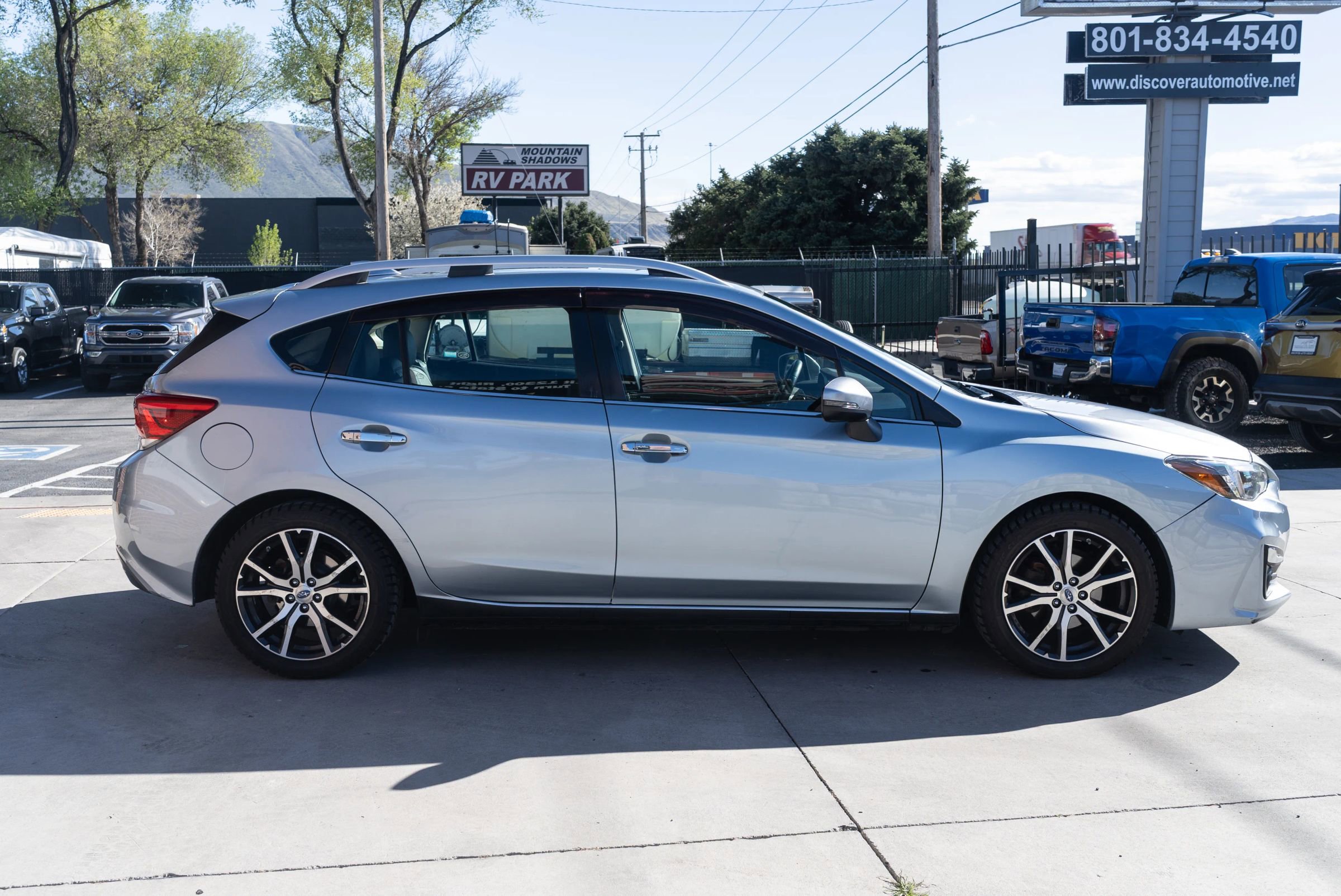 Used 2017 Subaru Impreza 2.0i Limited image 9