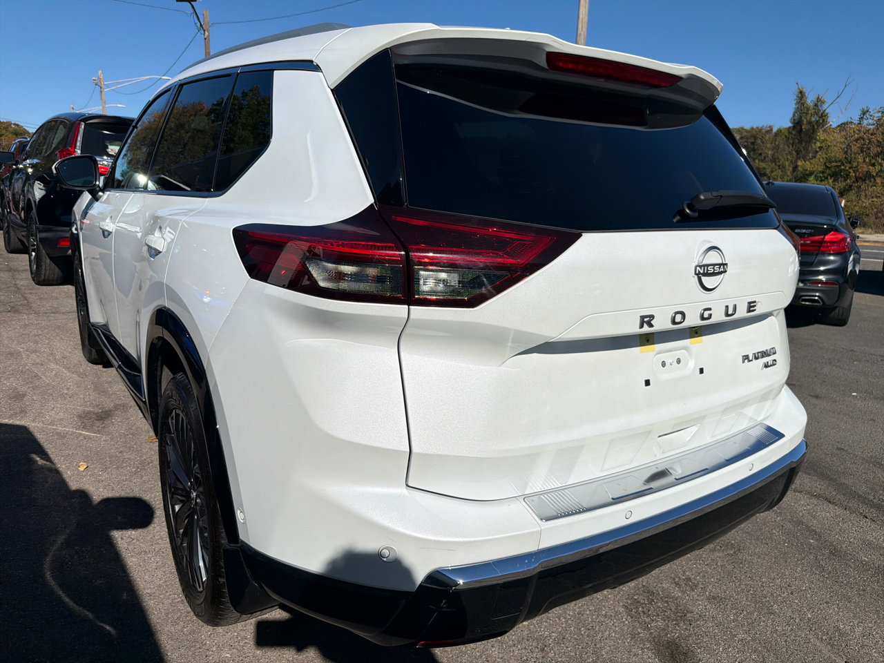 Used 2024 Nissan Rogue Platinum w/ Platinum Premium Package image 13