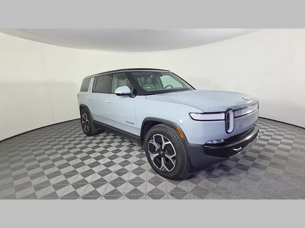 Used 2024 Rivian R1S Adventure AWD/4WD image 34