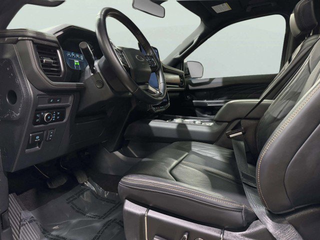Used 2023 Ford Expedition Platinum image 30
