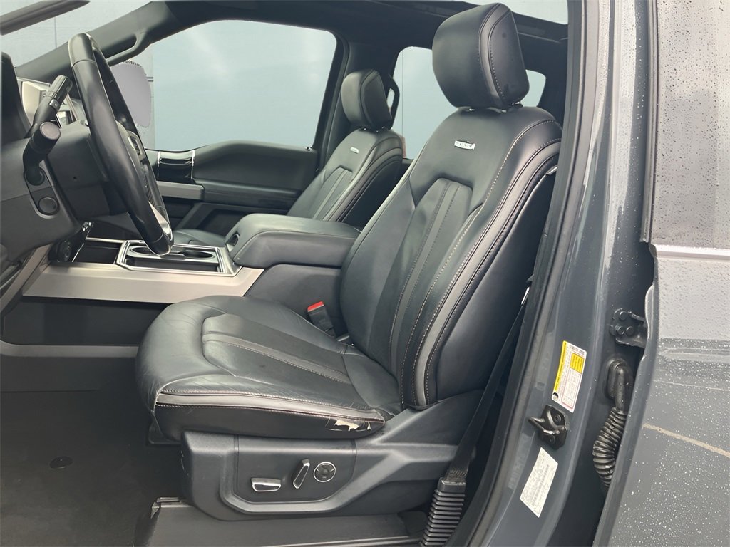 Used 2021 Ford F250 Platinum w/ FX4 Off-Road Package image 11