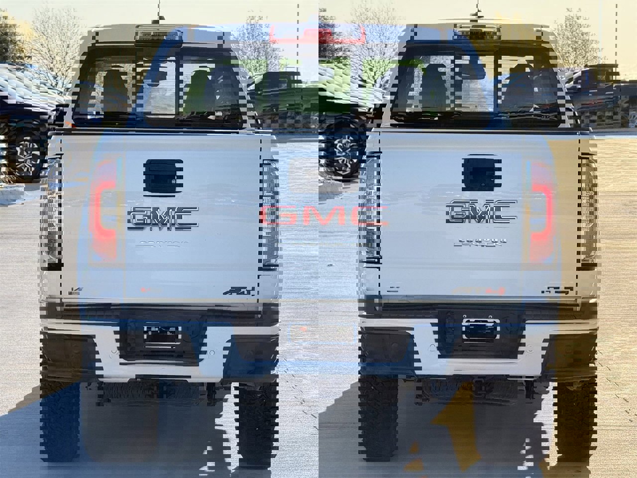 Certified 2022 GMC Canyon AT4 image 5