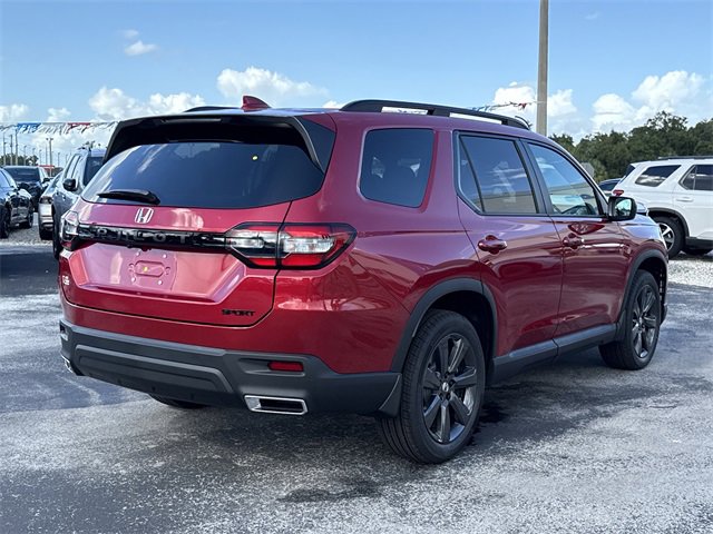 New 2025 Honda Pilot Sport image 5