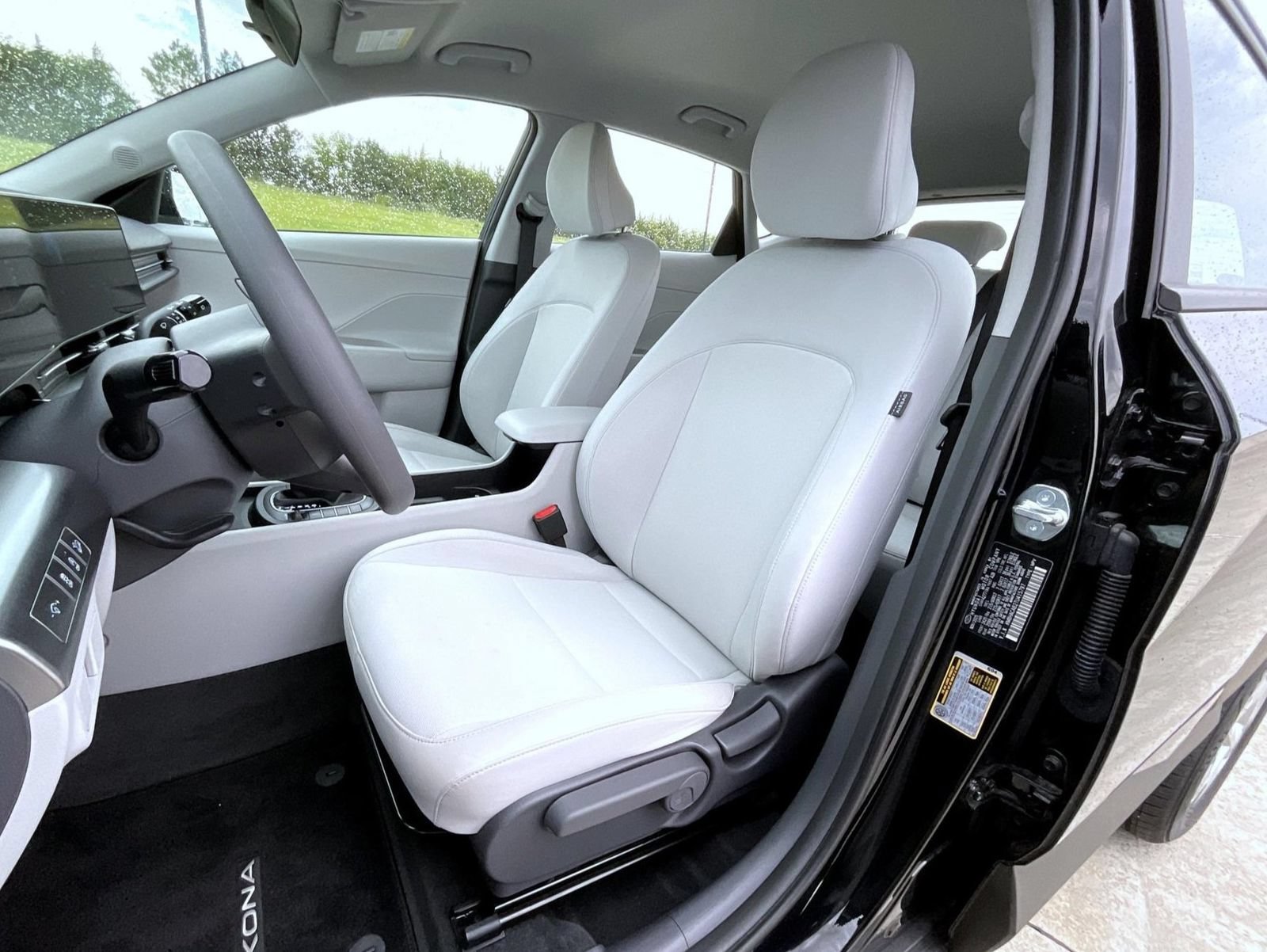 Certified 2026 Hyundai Kona SE AWD/4WD image 10