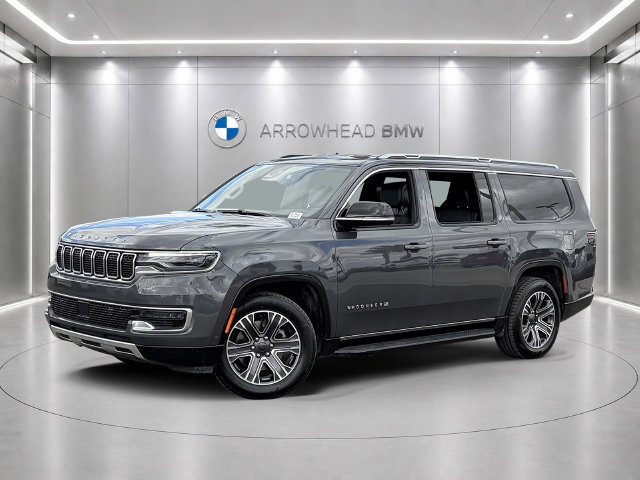 Used 2024 Jeep Wagoneer L Series II w/ Flexible Seating Group AWD/4WD image 1