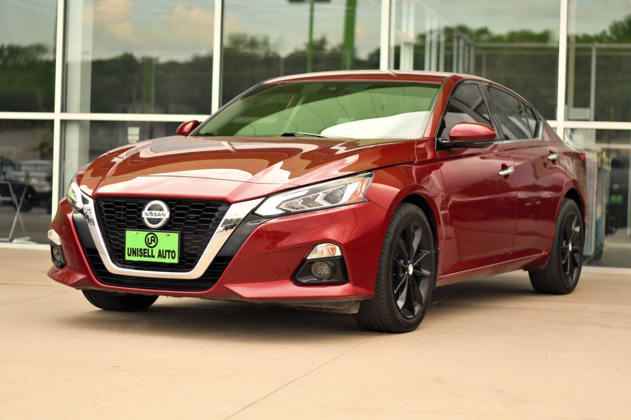 Used 2022 Nissan Altima 2.5 Platinum AWD/4WD image 3