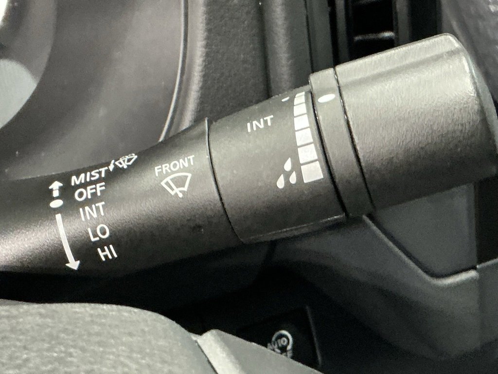 Used 2025 Nissan Frontier S w/ S Utility Package image 13