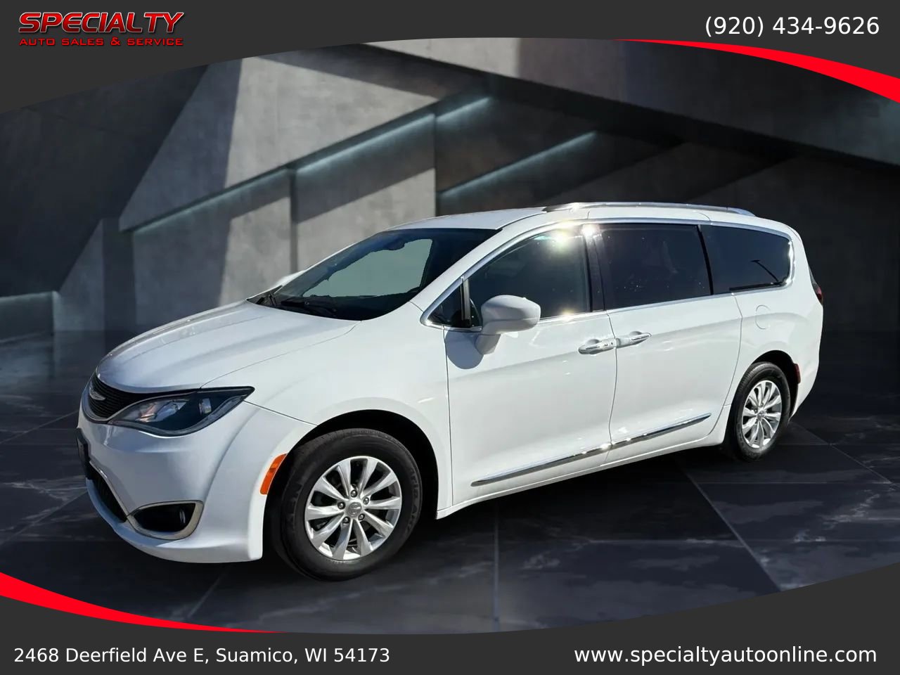 Used 2019 Chrysler Pacifica Touring-L image 6