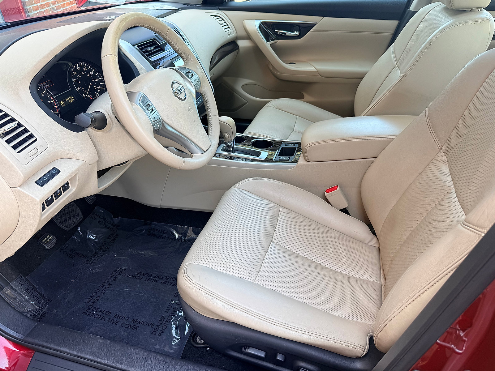 Used 2015 Nissan Altima 2.5 SL w/ Technology Package FWD image 30