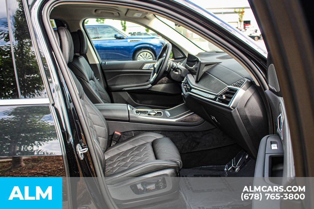 Used 2026 BMW X7 xDrive40i w/ Premium Package AWD/4WD image 21