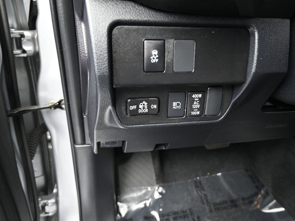 Used 2023 Toyota Tacoma TRD Sport image 14