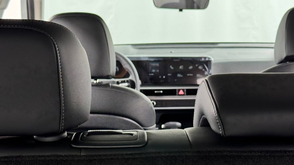 New 2026 Kia Sorento S AWD/4WD image 17