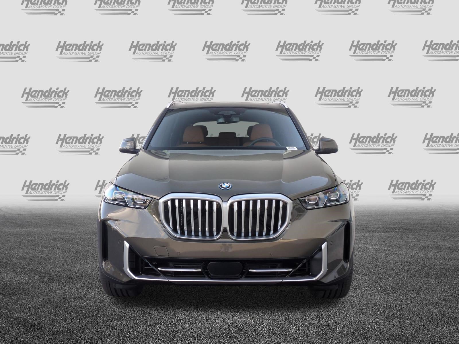 New 2026 BMW X5 xDrive50e AWD/4WD image 3
