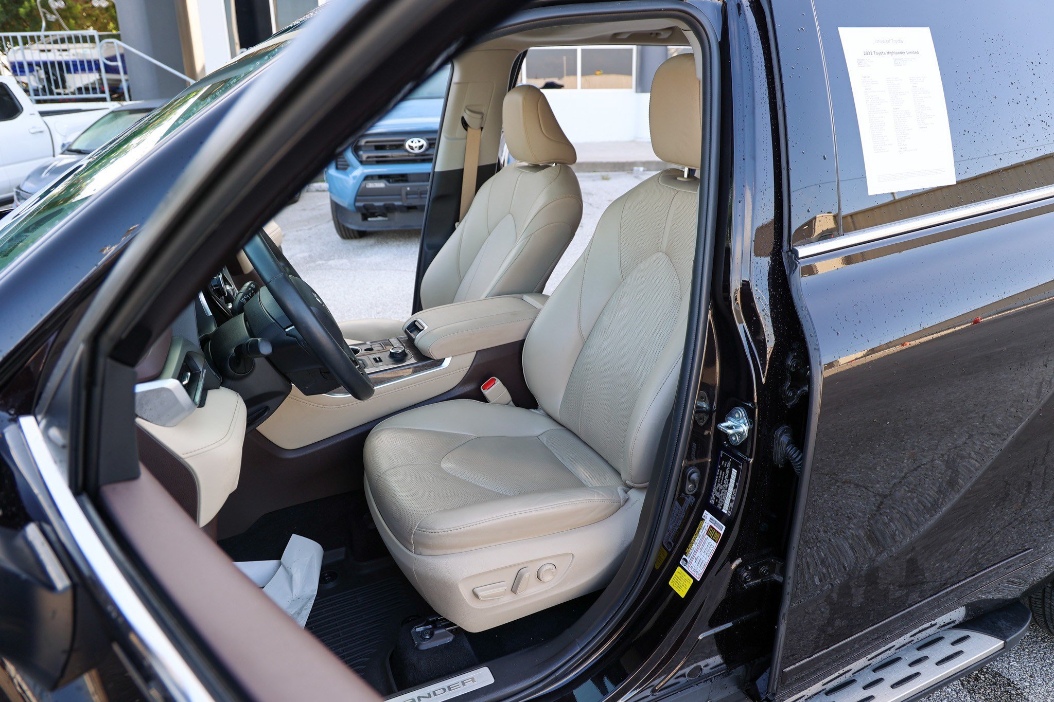 Used 2022 Toyota Highlander Limited AWD/4WD image 33