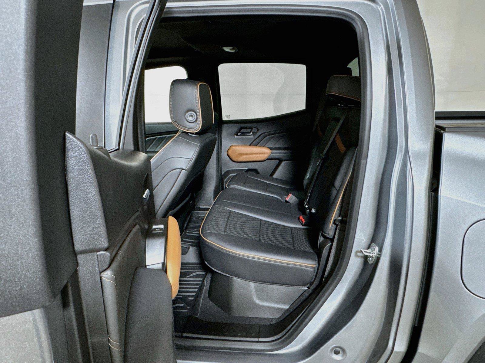 New 2026 GMC Canyon AT4 w/ Technology Plus Package AWD/4WD image 13
