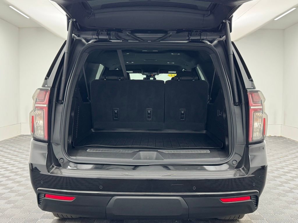 Used 2023 Chevrolet Suburban RST w/ Luxury Package image 10