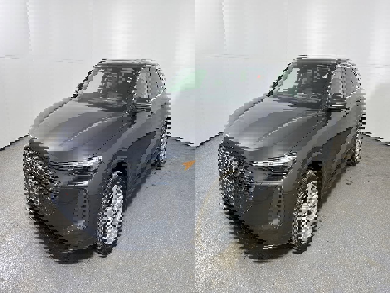 Used 2025 Audi Q5 Premium Plus w/ Premium Plus image 25