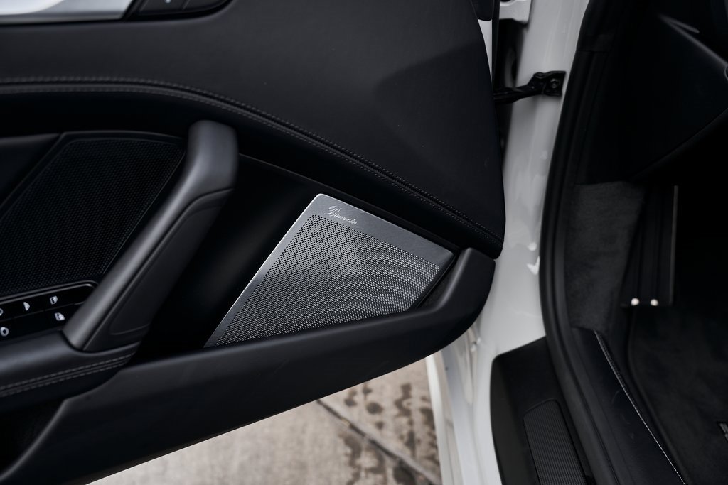 Used 2025 Porsche 911 Turbo S w/ 911 Turbo Sportdesign Package image 26