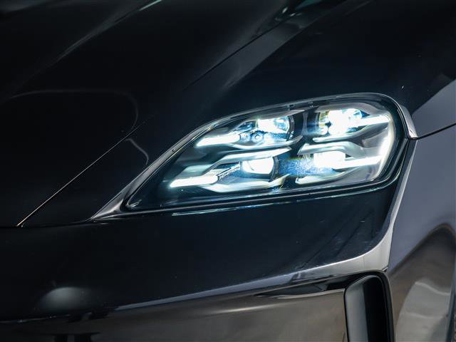 New 2026 Porsche Taycan 4S image 12