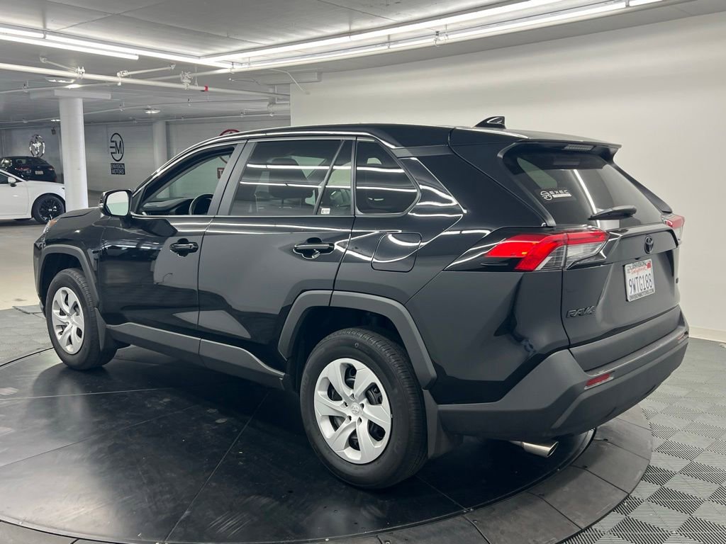 Certified 2025 Toyota RAV4 LE FWD image 4