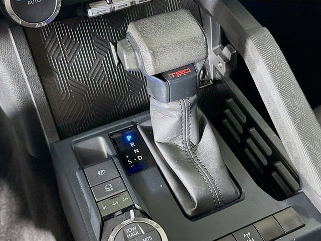 Used 2024 Toyota Tacoma TRD Off-Road AWD/4WD image 20