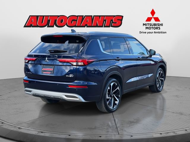 Used 2024 Mitsubishi Outlander SEL Black Edition image 2