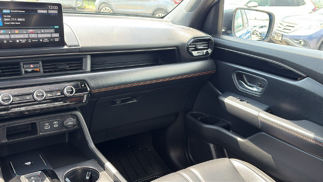 Used 2023 Honda Pilot TrailSport image 25