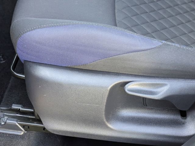 Used 2022 Toyota C-HR XLE image 24