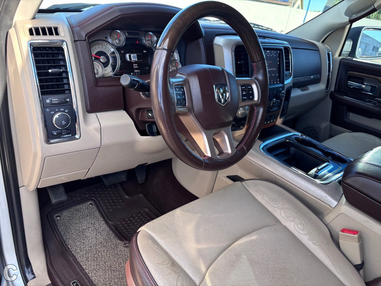 Used 2018 RAM 1500 Laramie Longhorn w/ Longhorn Southfork Package AWD/4WD image 15