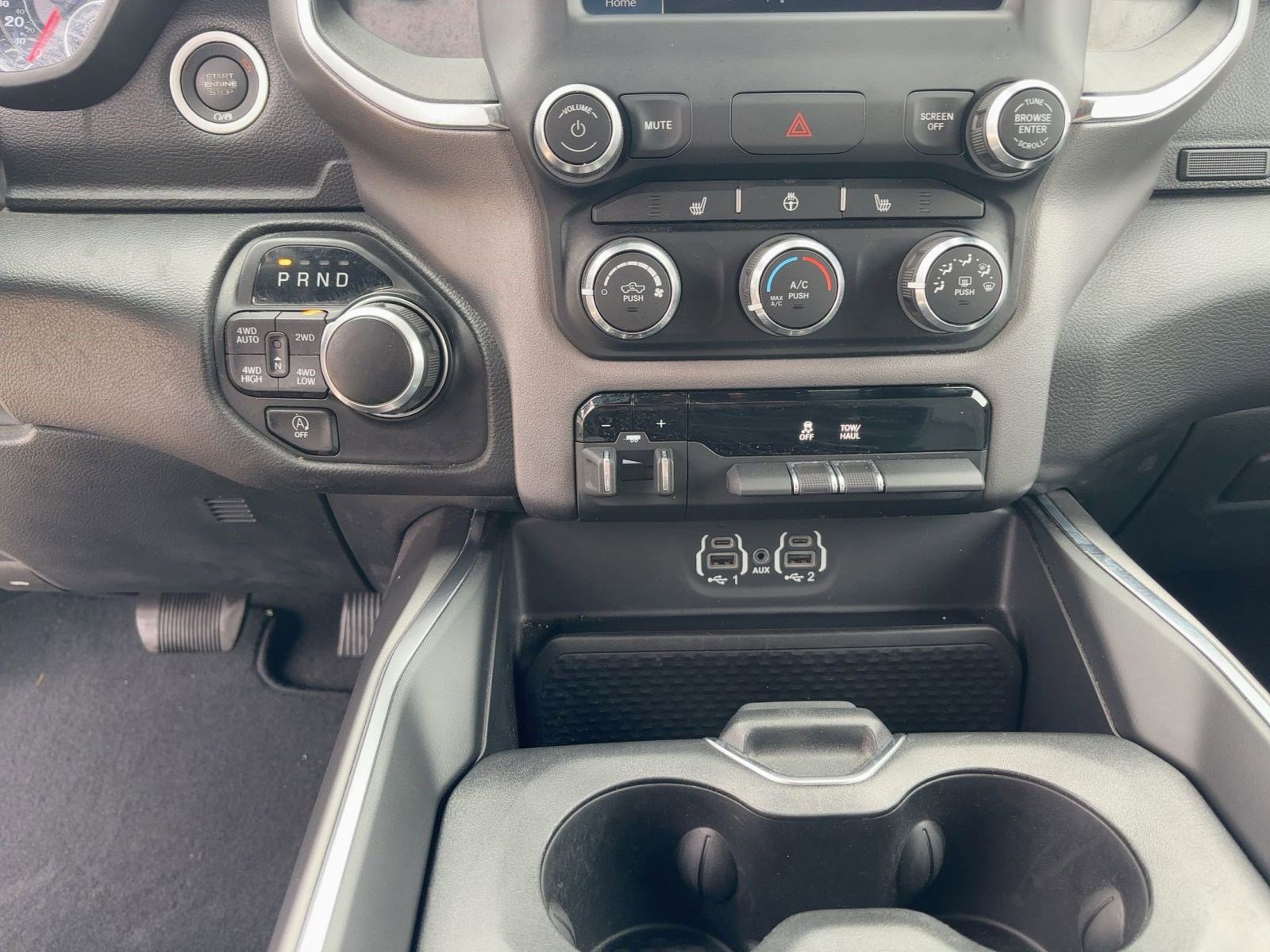 Used 2024 RAM 1500 Lone Star image 24