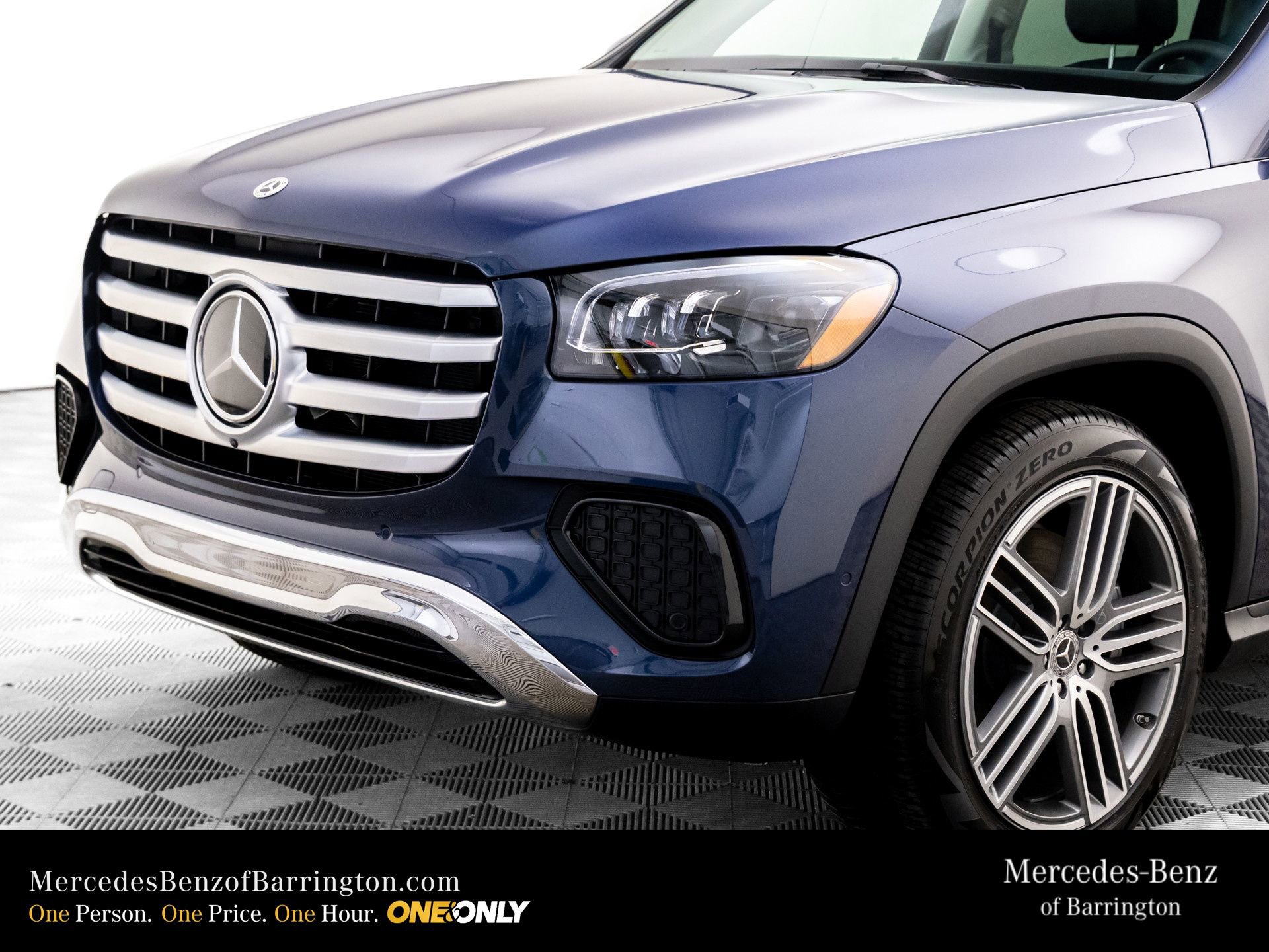 New 2026 Mercedes-Benz GLS 450 4MATIC image 39