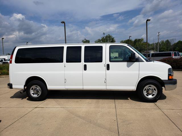 Used 2016 Chevrolet Express 3500 LT w/ LT Preferred Equipment Group RWD image 7