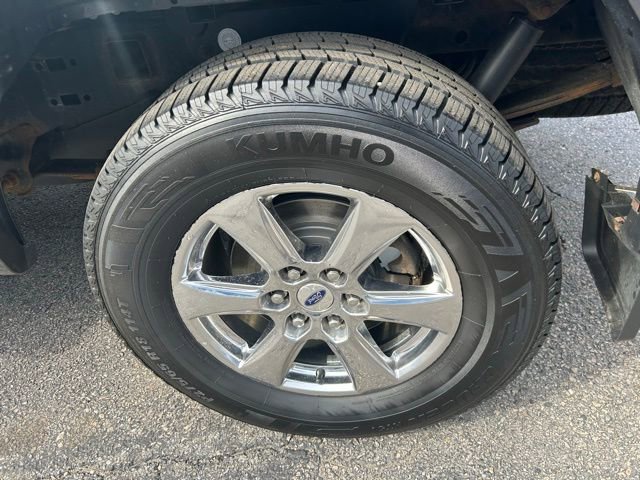 Used 2019 Ford F150 Lariat w/ Equipment Group 502A Luxury AWD/4WD image 8
