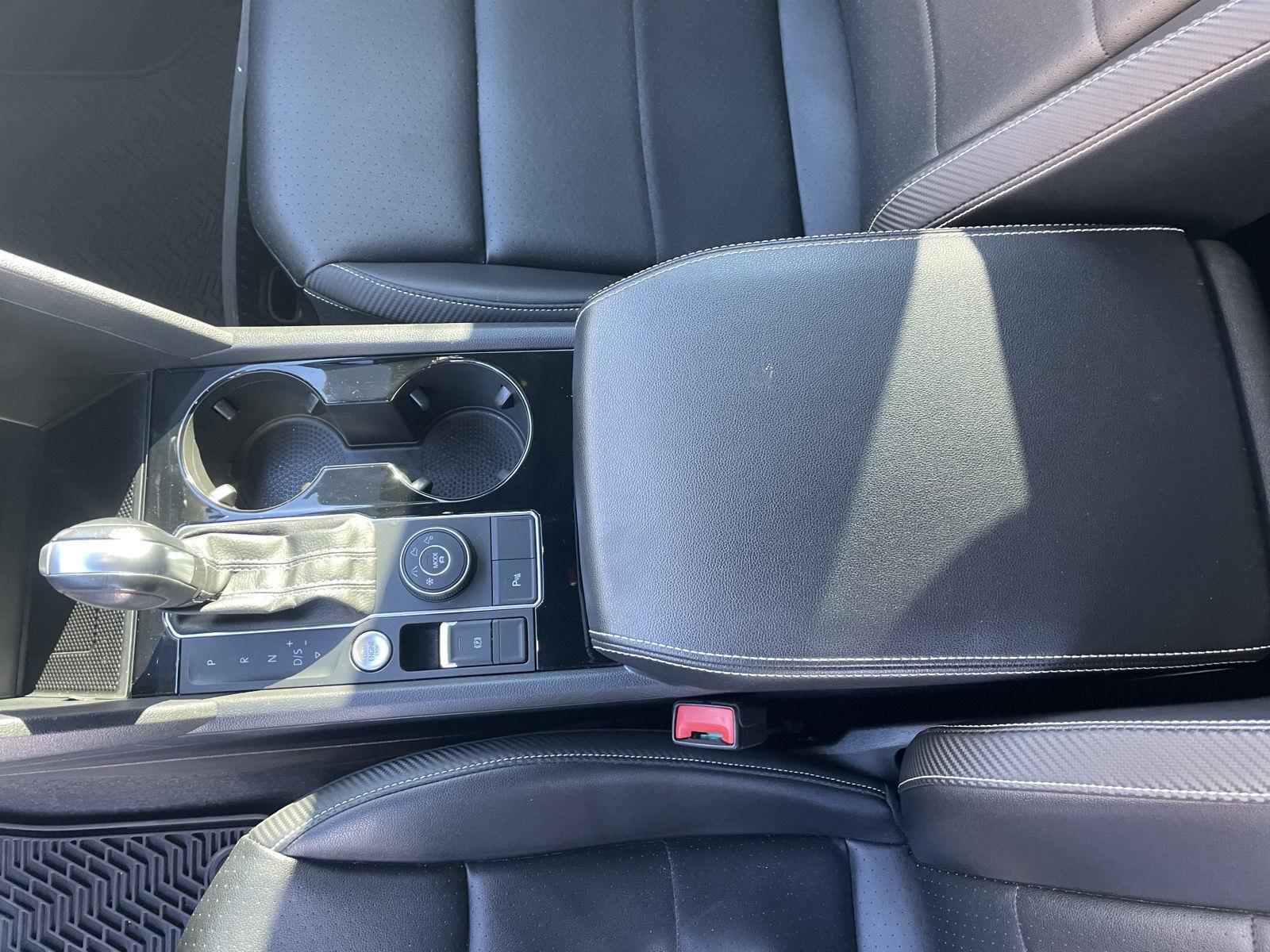 Used 2023 Volkswagen Atlas Cross Sport SE image 20